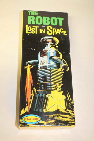5032 - Polar Lights 1/32 Lost in Space Cyclops and Space Vehicle