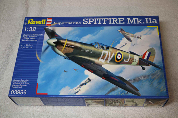 RAG03986 - Revell - 1/32 Spitfire Mk.IIa (Discontinued)