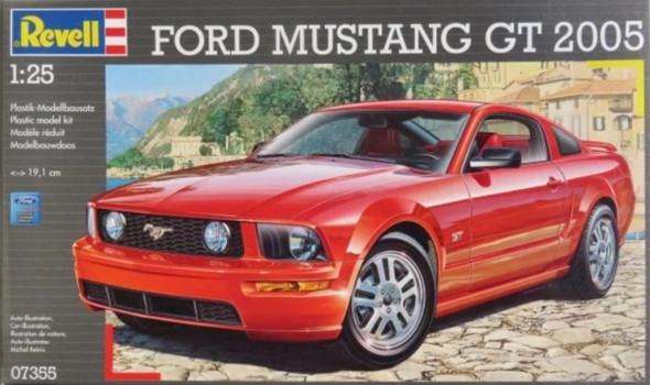RAG07355 - Revell - 1/25 Ford Mustang GT 2005 (Discontinued)
