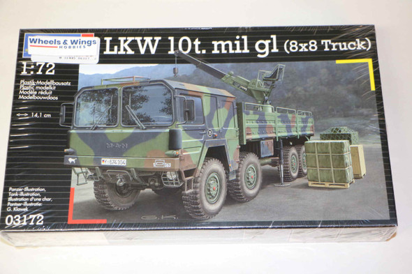 RAG03172 - Revell - 1/72 LKW 10t 8x8 Truck (Discontinued)