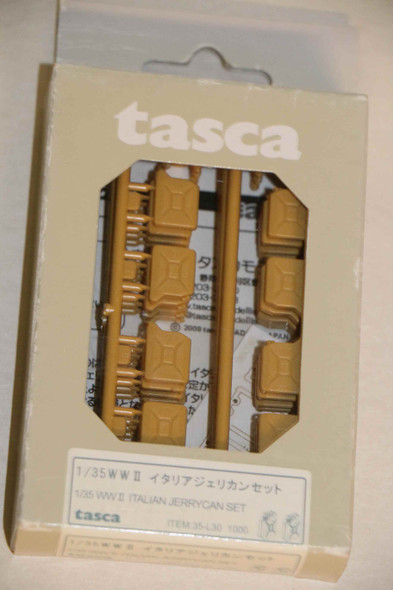 TAS35-L30 - Tascsa Model - 1/35 Italian WWII Jerry Cans