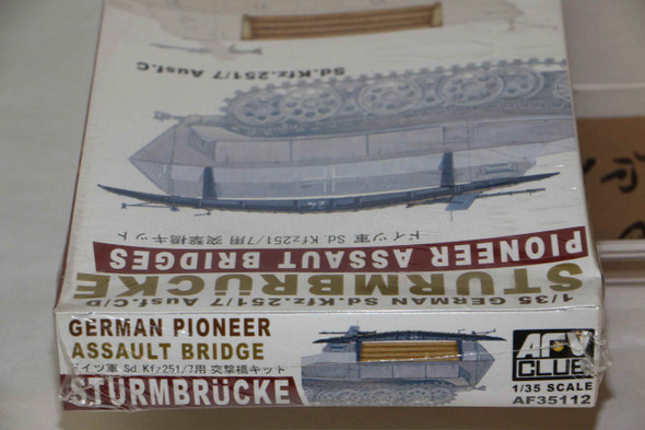 AFVAF35112 - AFV Club - 1/35 Pioneer Assault Bridges