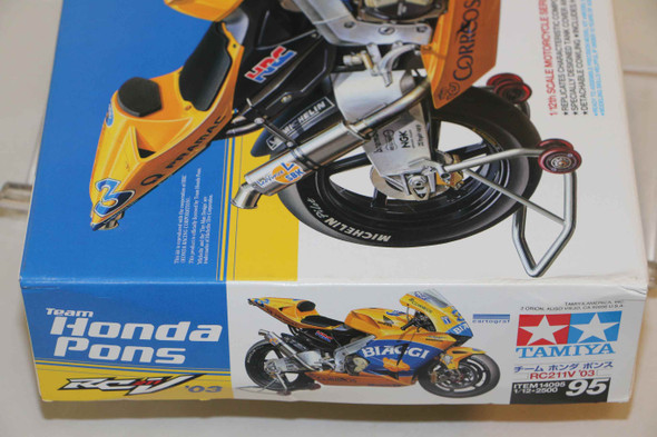 TAM12614 - Tamiya - 1/12 Honda RC211V Front Fork Detail Set