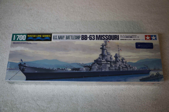 TAM31613 - Tamiya - 1/700 USS Missouri BB-63
