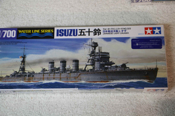 TAM31323 - Tamiya - 1/700 Isuzu Light Cruiser