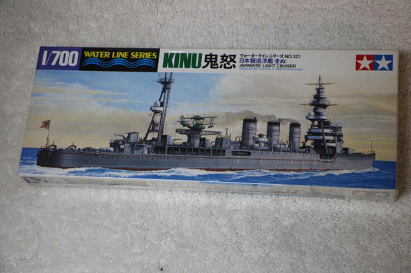 TAM31321 - Tamiya - 1/700 Kinu Light Cruiser