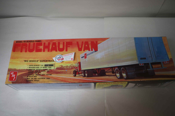 AMT649 - AMT 1/25 Fruehauf 40' Van Trailer