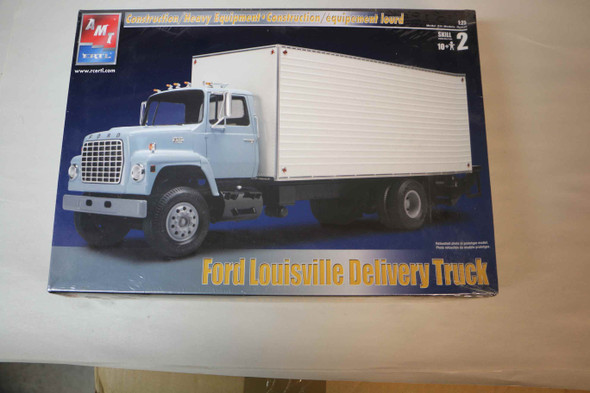 AMT31941 - AMT 1/25 Ford Louisville Delivery Truck (Discontinued)
