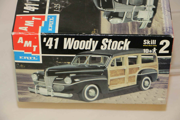 AMT30051 - AMT 1/25 41' Ford Woody Stock (Discontinued) AMT30051 - AMT 1/25 41' Ford Woody Stock (Discontinued)