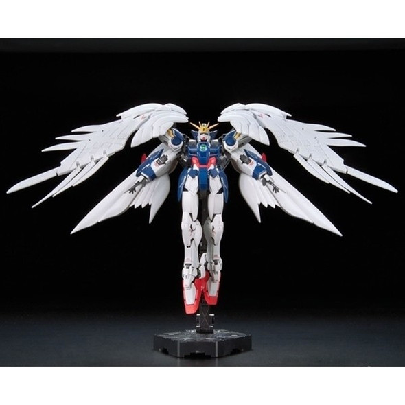 BAN5061602 - Bandai RG 1/144 Wing gundam Zero EW