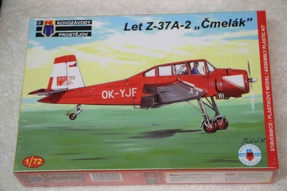 KPM0129 - Kovozavody Prostejov 1/72 Let Z-37A-2 'Cmelak' (Czech)