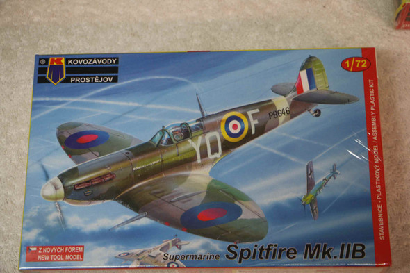 KPM0056 - Kovozavody Prostejov 1/72 Spitfire Mk.IIb