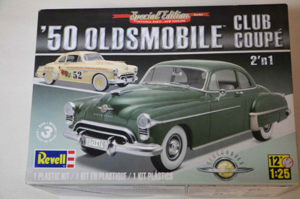 RMX85-4254 - Revell 1/25 1950 Olds Club Coupe 2in1