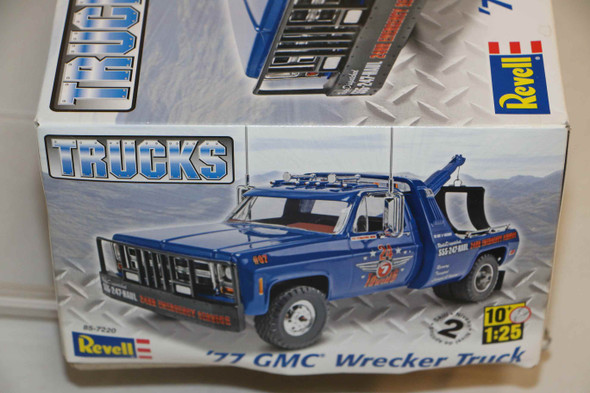 RMX85-7220 - Revell 1/25 1977 GMC Wrecker