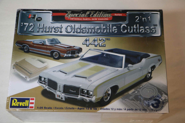 RMX85-4244 - Revell 1/25 1972 Hurst Olds Cutlass 442   2'n 1