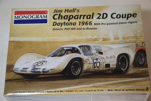 MON85-2850 - Monogram 1/24 Jim Hall's Chaparral 2D Coupe - Daytona '66