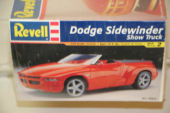 RMX85-7662 - Revell 1/25 Dodge Sidewinder Show Truck