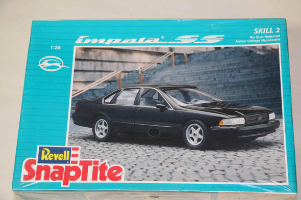 RMX6399 - Revell 1/25 Impala SS