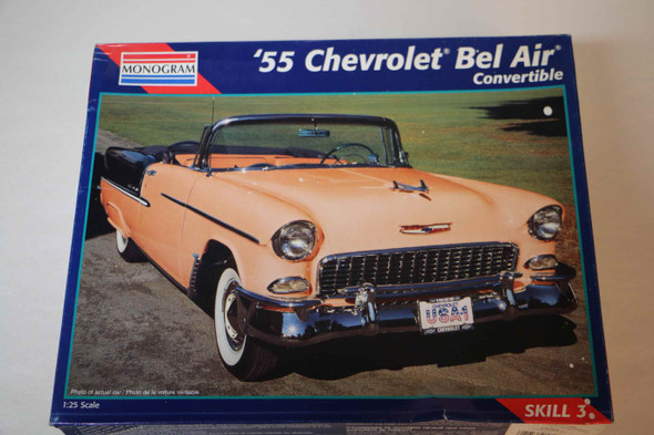 MON2462 - Monogram 1/24 1955 Chev Convertible