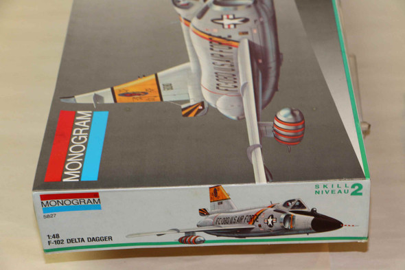 MON5827 - Monogram 1/48 F-102 Delta Dagger