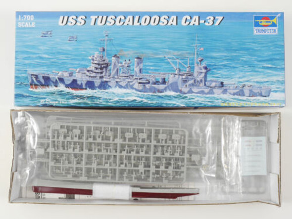 TRP05745 - Trumpeter 1/700 USS Tuscaloosa CA-37