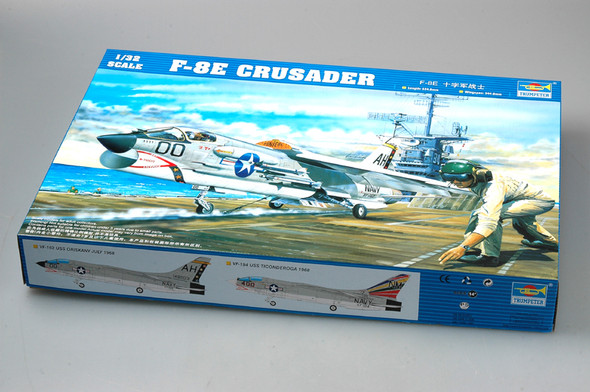 TRP02272 - Trumpeter 1/32 F-8E Crusader
