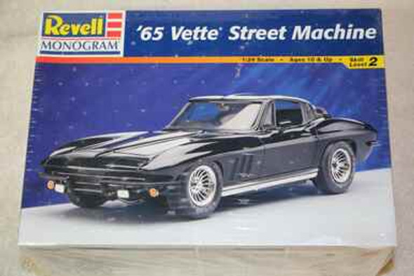 RMO85-2724 - Revell Monogram 1/24 '65 Vette Street Machine