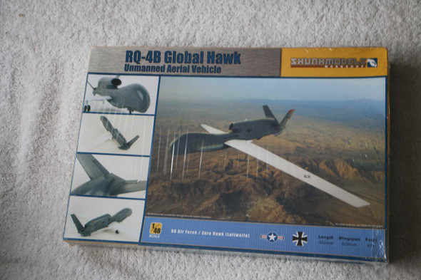 SKU48009 - Skunkmodels 1/48 RQ-4B Global Hawk