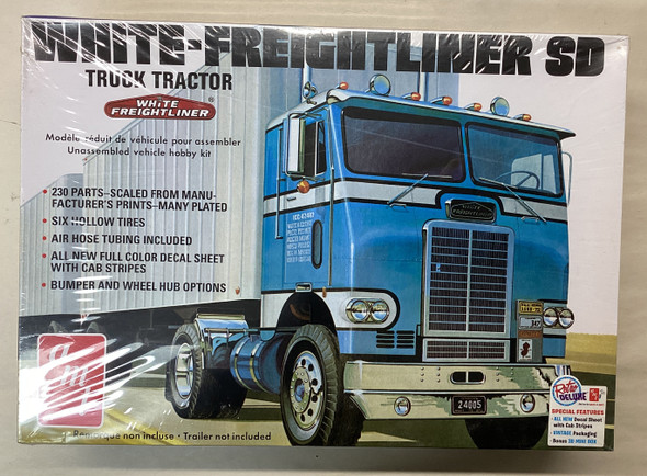 AMT1004/06 - AMT 1/25 White-Freightliner SD Truck Tractor - WWWEB10101039