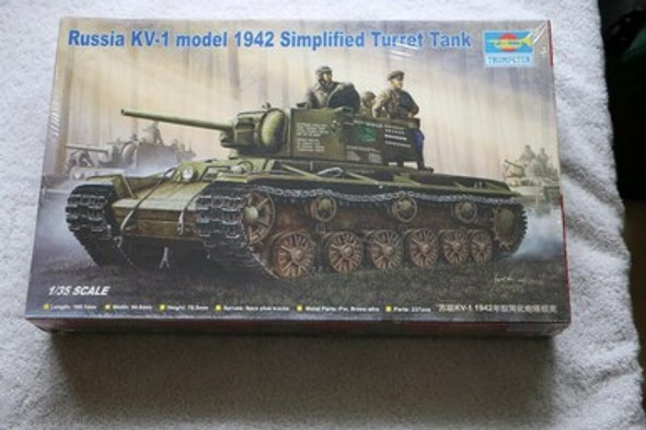 TRP00358 - Trumpeter 1/35 Russian KV-1 1942 Simplified Turret - WWWEB10101208