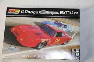 REV4413 - Revell 1/25 1969 Dodge Charger Daytona - WWWEB10101355