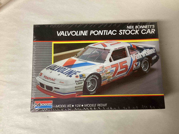 MON2787 - Monogram 1/24 Valvoline Pontiac Stock Car - WWWEB10101435