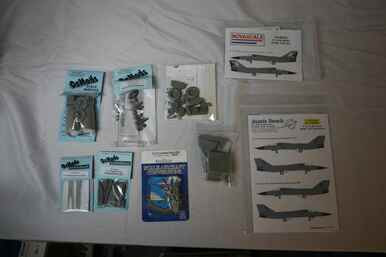 HBB80349 - Hobbyboss 1/48 Australian F-111C Pig - WWWEB10101491