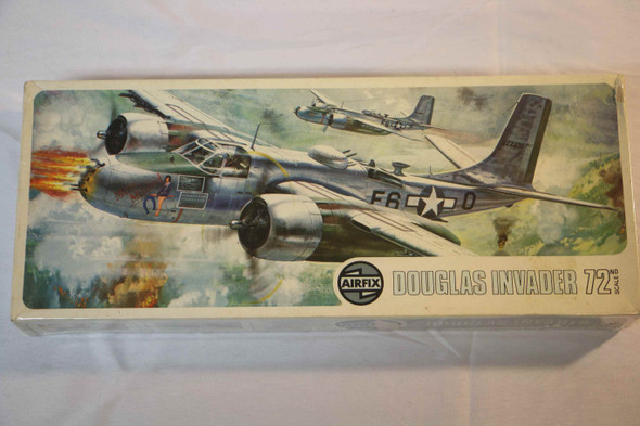 AIR591 - Airfix 1/72 Douglas Invader - WWWEB10101823