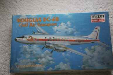 MIN14459 - Minicraft 1/144 Douglas DC-6B Civil Air Transport - WWWEB10102632