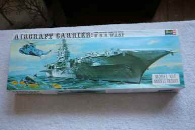 RMXH-375 - Revell 1/530 U.S.S. Wasp Aircraft Carrier - WWWEB10102639