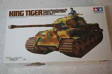 TAMMM157 - Tamiya 1/35 German Heavy Tank King Tiger Panzer Kampfwagon VI - WWWEB10104623