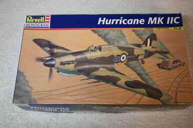 RMX4667 - Revell 1/32 Hurricane Mk IIC - WWWEB10104802