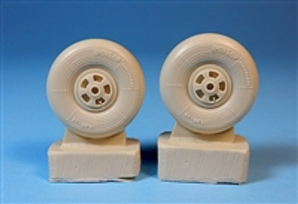 ULT48271 - Ultracast Resin 1/48 Bristol Beaufighter Spoked Wheels - Smooth Tread & Ribbed Sidewall