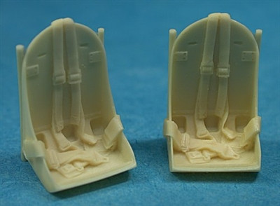 ULT48106 - Ultracast Resin 1/48 P-39 Seats w/American Harness