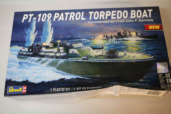 RMX85-0319 - Revell 1/72 PT-109 Torpedo Boat WWWEB10106365