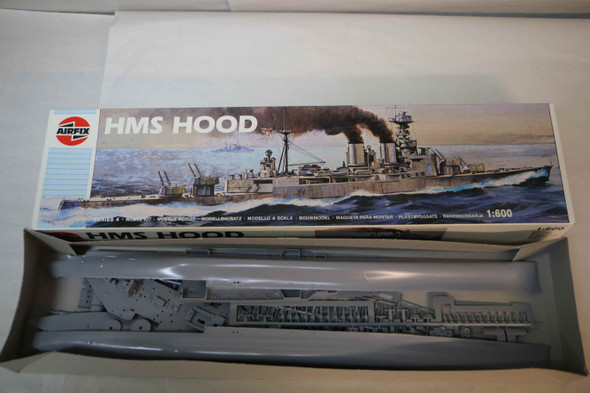 AIR04202 - Airfix - 1/600 HMS HOOD - WWWEB10106659