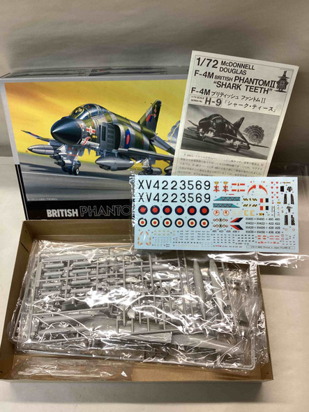 FUJ27020 - Fujimi 1/72 British Phantom F-4M "Shark Teeth" - WWWEB10106848
