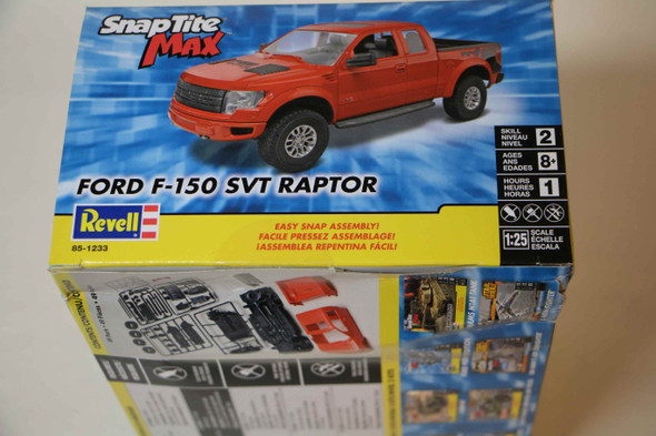 RMX1233 - Revell 1/25 Ford F150 SVT Raptor SNAPTITE WWNEW10107148