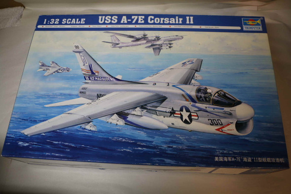 TRP02231 - Trumpeter 1/32 A-7E Corsair II - WWWEB10107431