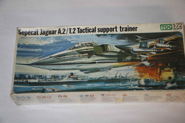 FRGF402 - Frog 1/72 Sepecat Jaguar A.2/T2 Tactical Support Trainer - WWWEB10107464