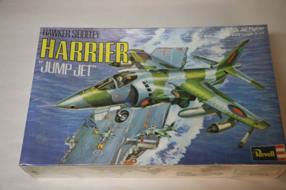 RMXH-248 - Revell 1/32 Hawker Siddeley Harrier 'Jump Jet' - WWWEB10107729