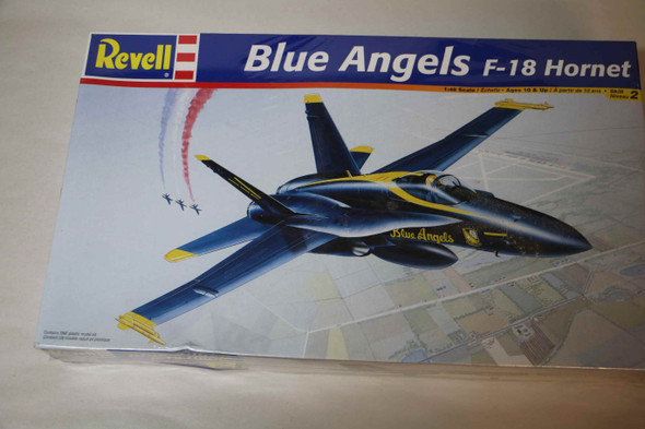 RMX85-5820 - Revell 1/48 Blue Angels F-18 Hornet - WWWEB10107812
