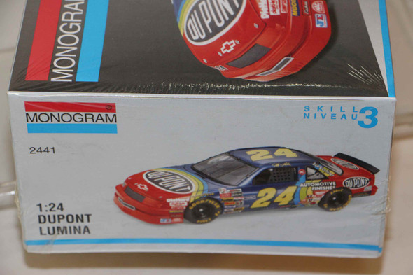 MON2441 - Monogram 1/24 #24 DuPont Lumina - WWWEB10107858