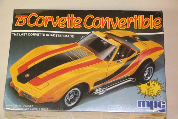 MPC6360 - MPC 1/25 1975 Corvette Convertible (The Last Corvette Roadster Made) 2 in 1 - WWWEB10108007